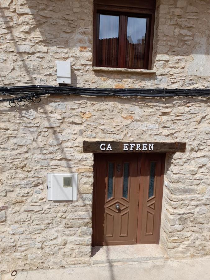 Ca Efren Pension Castellfort Buitenkant foto